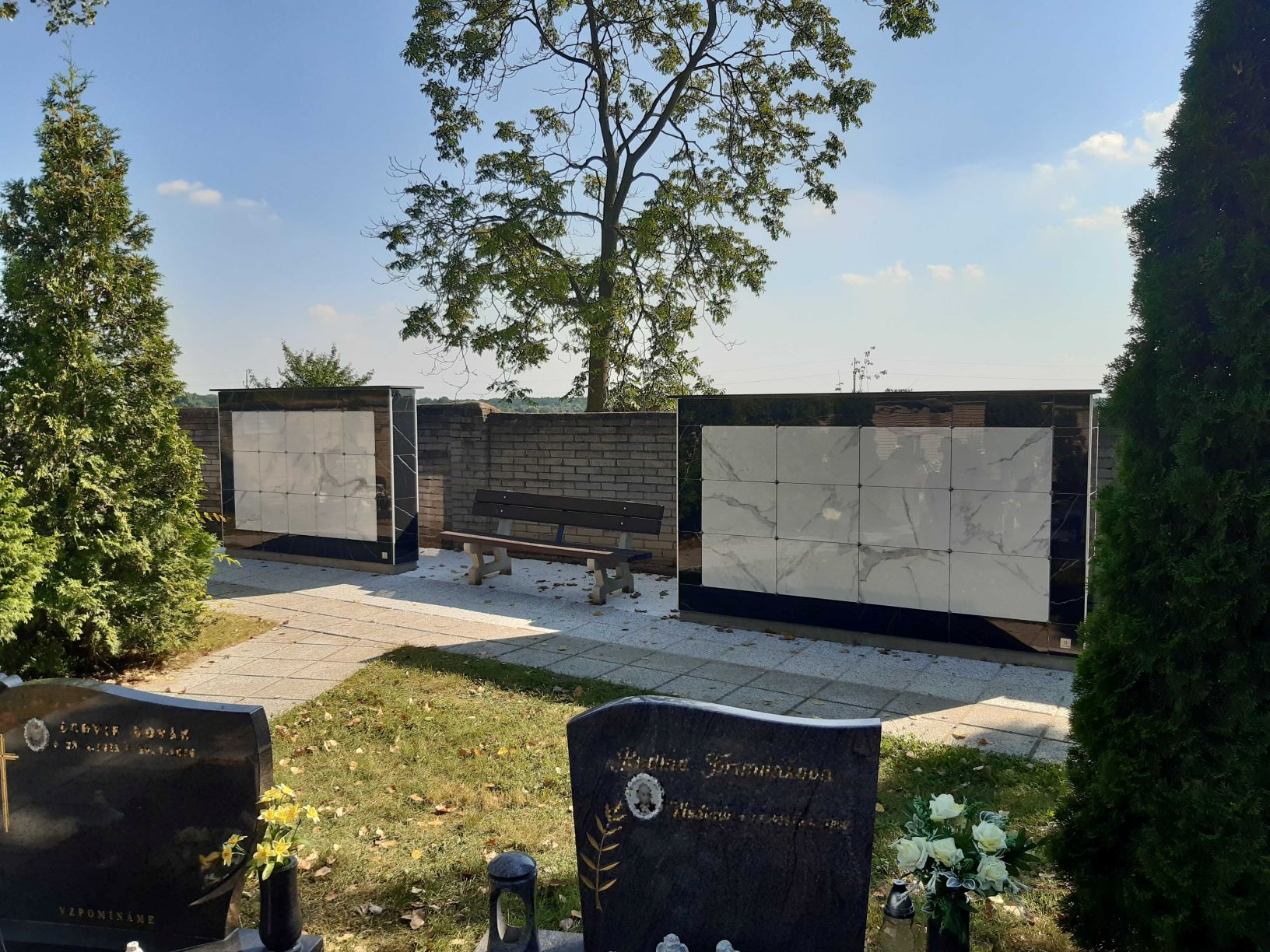 urnove miesto urnovy hrob urnova stena urna spopolnenie kremacia krematorium